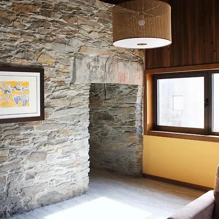 Casa Do Ferrador Сasa de vacaciones Mirandela