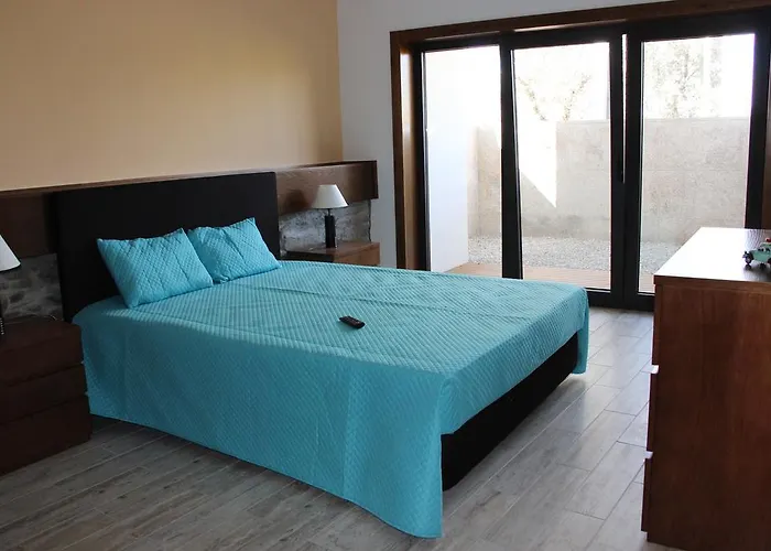 Semesterbostad Casa Do Ferrador Mirandela